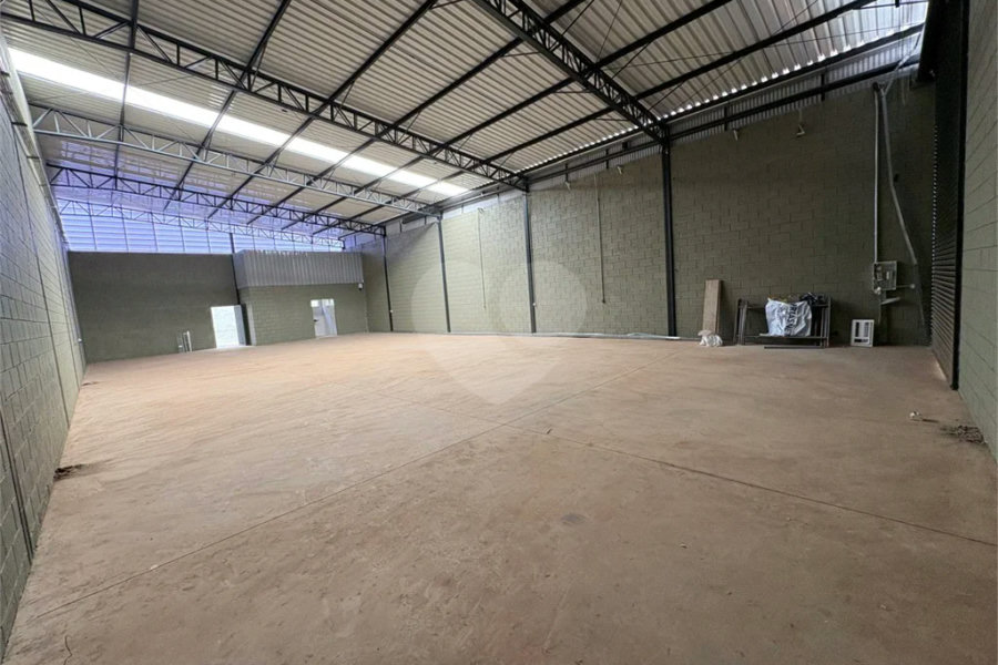 Galpão Comercial para venda e locação no Bairro Santa Rita em Piracicaba/SP.