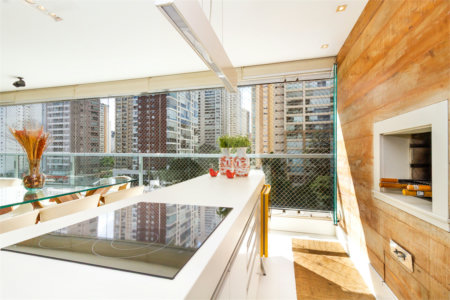 Apartamento de Alto Padrão no Campo Belo para venda com porteira fechada, com 4 dormitórios suítes e 4 vagas com lazer de club.
