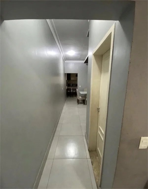 Sobrado à venda com 5 quartos em Santa Maria, Osasco, SP
