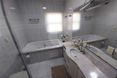 Residência de Luxo a venda no Condomínio Villaggio Capriccio -Louveira