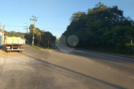Área de terra de 156 mil m2 à venda em São Roque, zona mista (residencial/industrial)