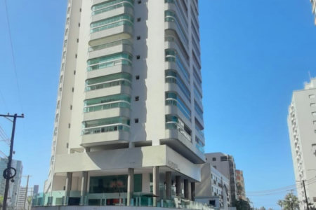 🏖️ BELO APARTAMENTO NO CORAÇÃO DA VILA CAIÇARA – PERTINHO DA PRAIA!