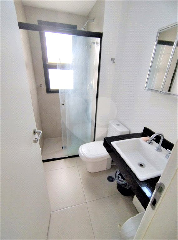Apartamento de 1 quarto - Vila Mariana - Varanda, - 1 vaga - Lazer e serviços no condomínio.