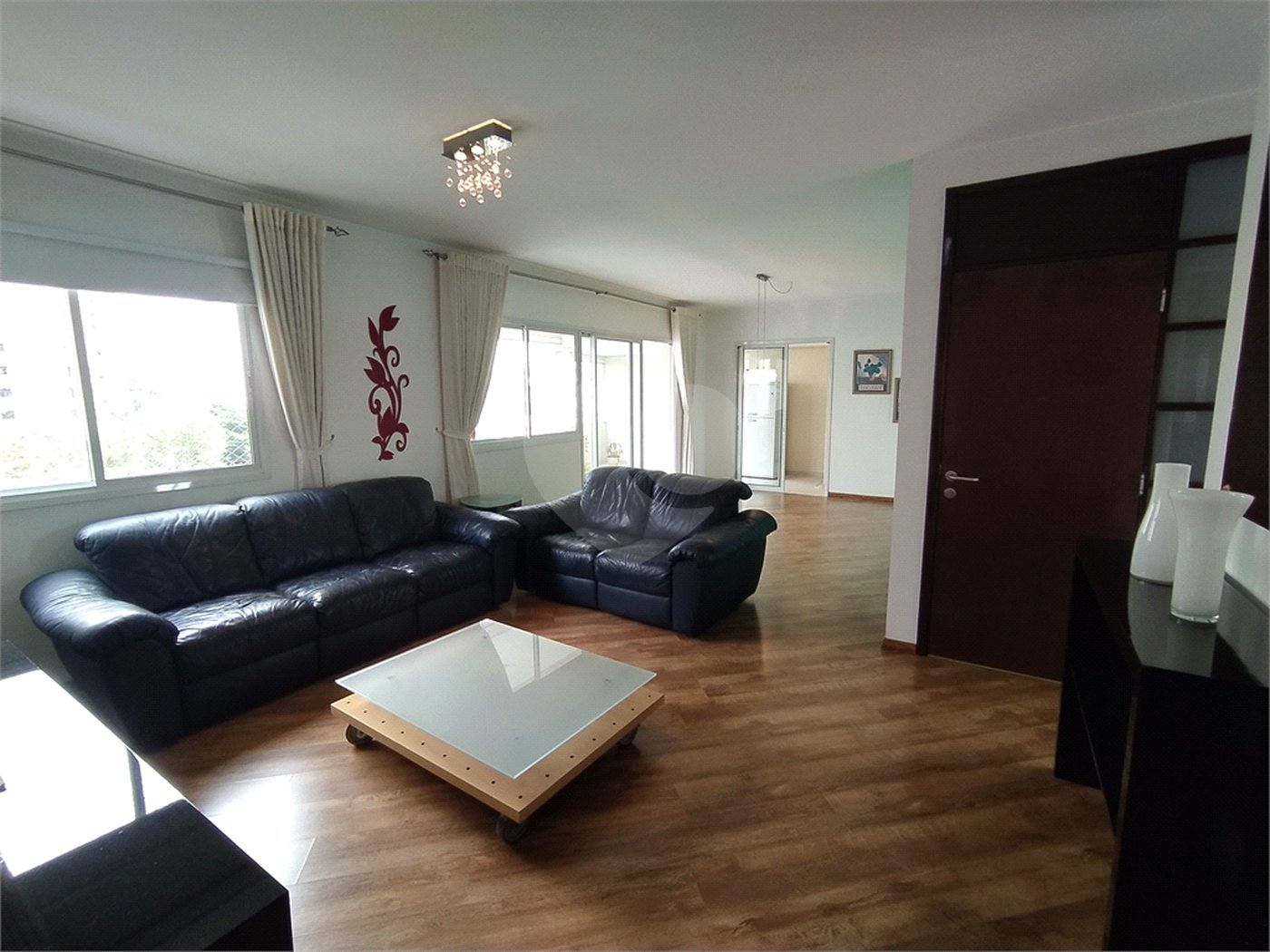 Apartamento de 145m2 com varanda gourmet 3 dormitórios e 2 vagas à venda na Chácara Klabin