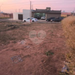Terreno no Arcoville com 240 m²