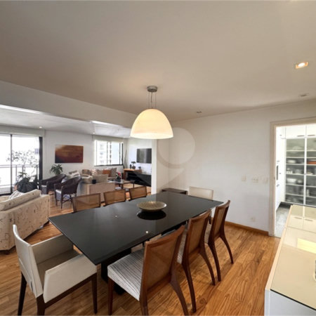 Higienópolis: Apartamento de 350 m2, 4 suítes, 5 vagas.