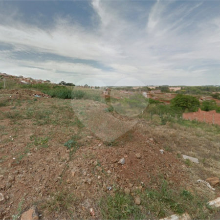 Terreno no Prolongamento do Jardim das Torres