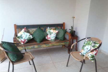Casa térrea no Condomínio Reserva dos Vinhedos - Louveira / SP.