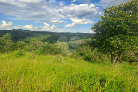 Terreno à venda em Arataba II, Louveira, SP