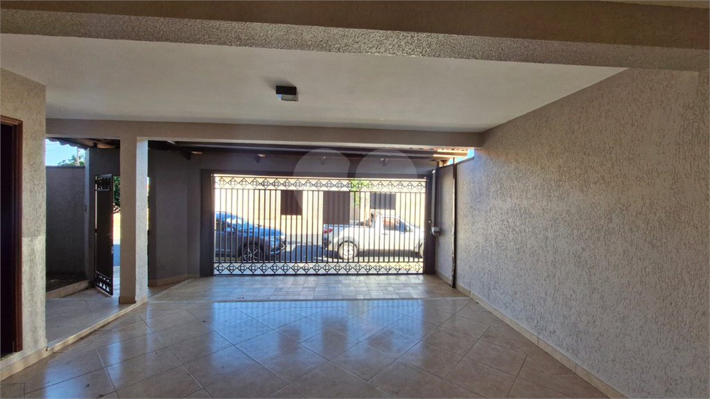 Casa/Sobrado a venda no Timburis em São Carlos