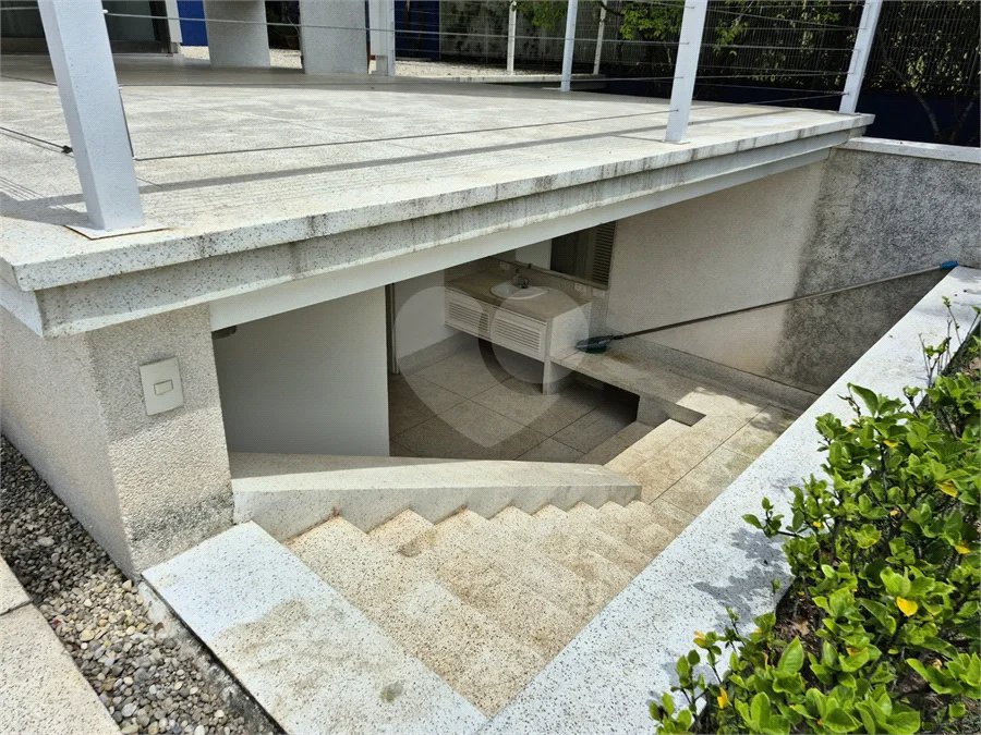 Casa a venda ou locação no Tamboré 1