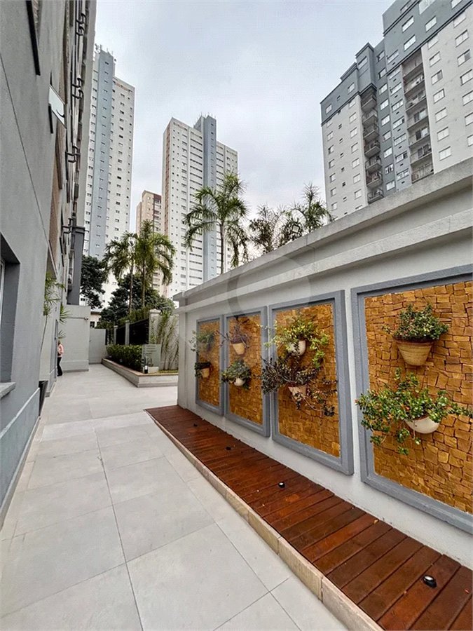 Apartamento na Vila Augusta com 2 dormitórios (1 suíte)