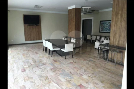 Lindo apartamento em ótima localização na Mooca!
