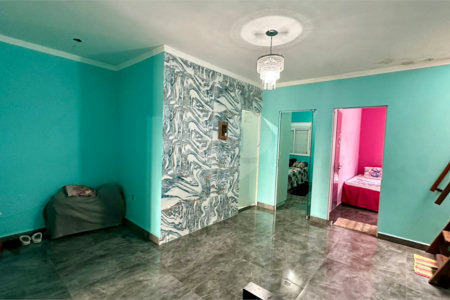Sobrado a venda com 3 dormitorios sendo 1 suite com closet e varanda no bairro Arcoville