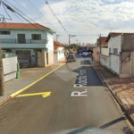 Casa térrea a venda na Vila Lutfalla