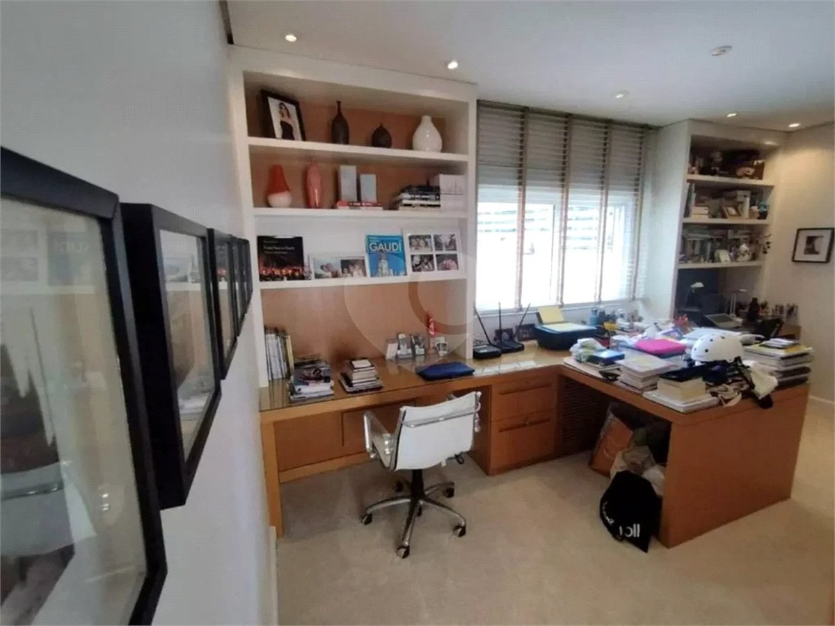 Casa com 4 suítes, 700 m² - disponível para venda ou aluguel - Cidade Jardim - São Paulo - SP.