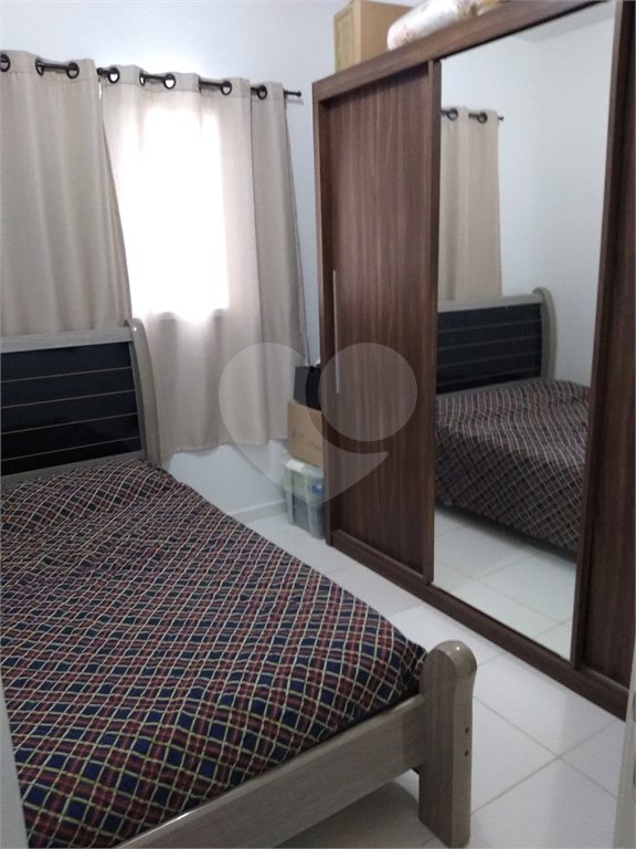 Apartamento com 2 dormitórios