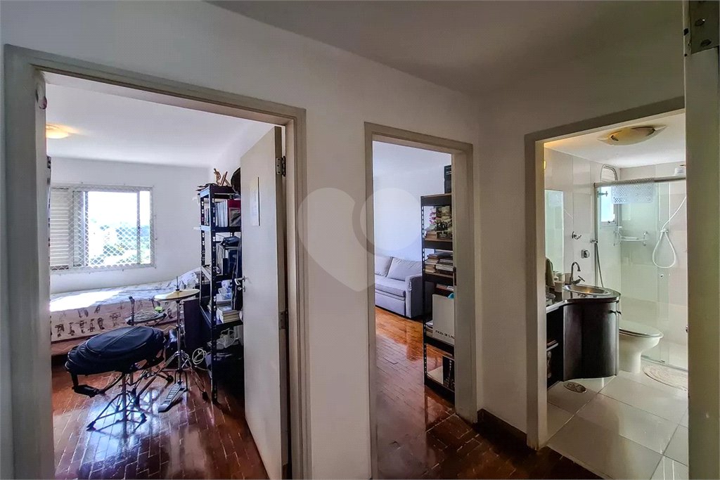 Apartamento de 117m2 com 3 dormitórios e 1 vaga na Vila Mariana