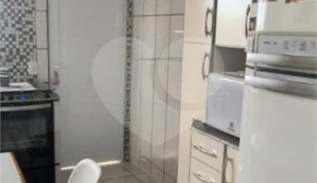 Sobrado à venda com 3 quartos, sendo 1 suíte,  em Jardim das Maravilhas, Santo André, SP