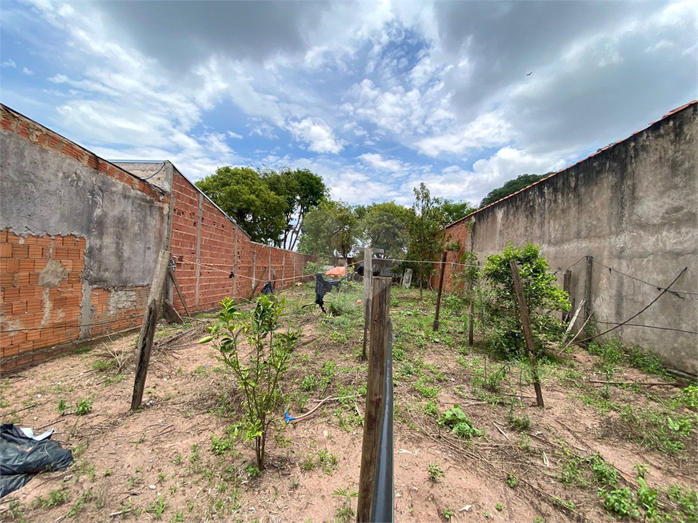 Terreno à Venda na Lagoa Dourada - Próximo à Represa do Broa