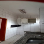 Apartamento no Condomínio Maktub.