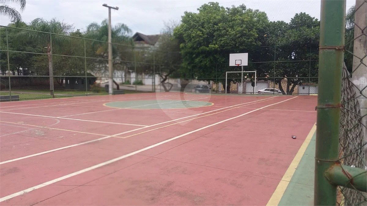 CONDOMÍNIO VALE DAS PALMEIRAS - CASA 3 QTOS + SUITE + PISCINA + GARAGEM 4 CARROS + ENERGIA SOLAR