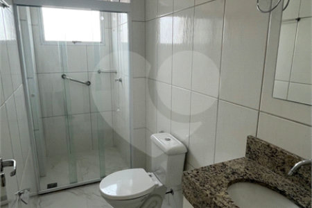 Apartamento a Venda em Atibaia com 2 dormitórios sendo 1 suíte