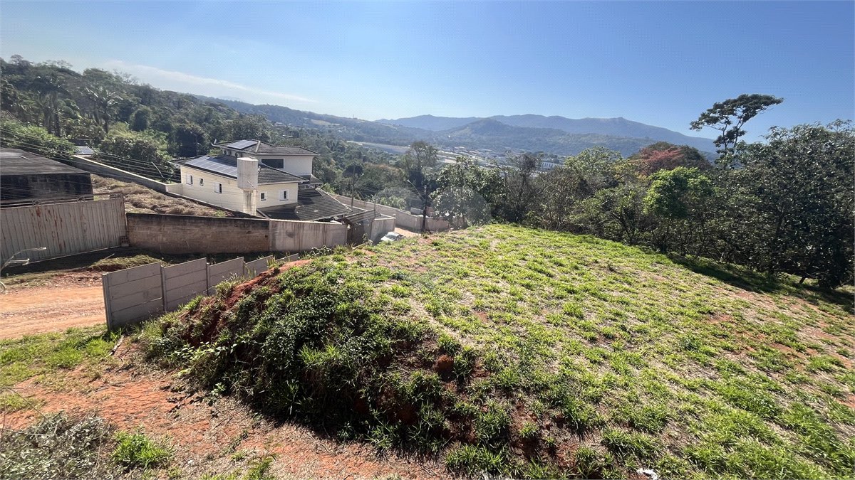 Terreno a Venda com 1000m2 no Jd Estancia Brasil em Atibaia