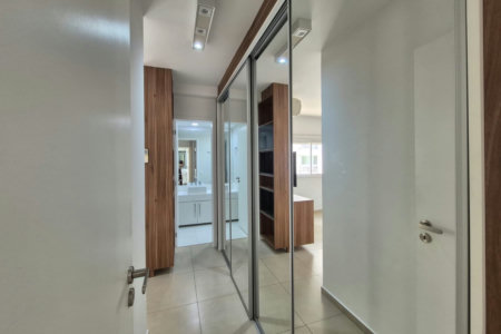 Apartamento à venda ou para alugar, 110m² com 2 quartos, sendo 1 suíte, escritório e  vagas Condomínio Paulistano, São Paulo - SP