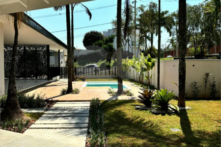 Casa a Venda no Condomínio Morada do Sol em Vinhedo/SP