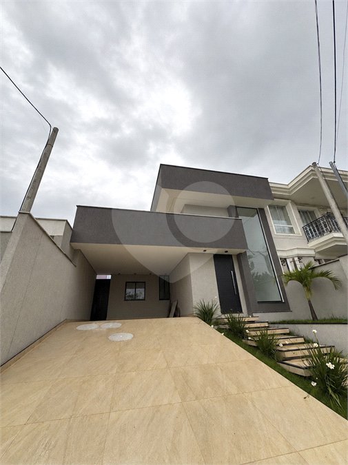 Casa Linear 3 quartos com 1 suíte, área de lazer