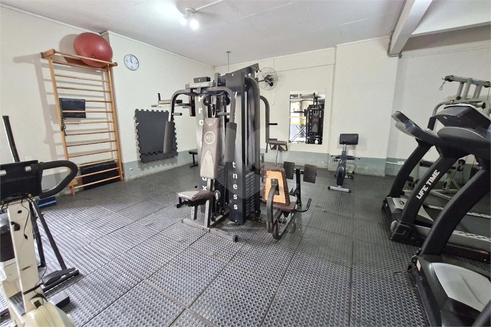 ÓTIMO APARTAMENTO 76 m² ÚTEIS REFORMADO 1 VAGA DE GARAGEM