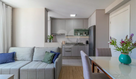 Apartamento à venda com 2 quartos em Santo Amaro, São Paulo, SP