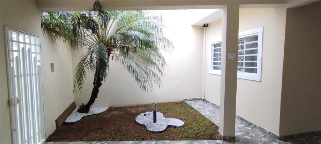 Casa térrea para venda no Planalto paraíso