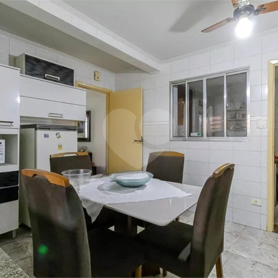 Casa à venda com 121m² 3 quartos e 2 vagas