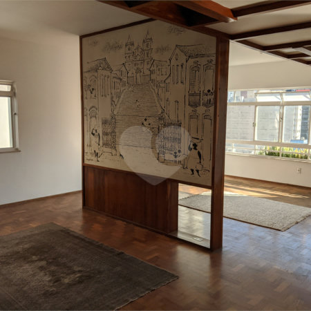 Apartamento à venda no bairro Bela Vista.