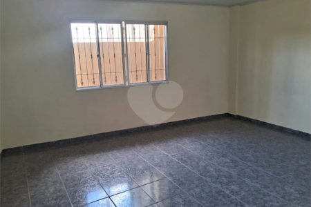 Casa na Rua Maria Angélica Franci