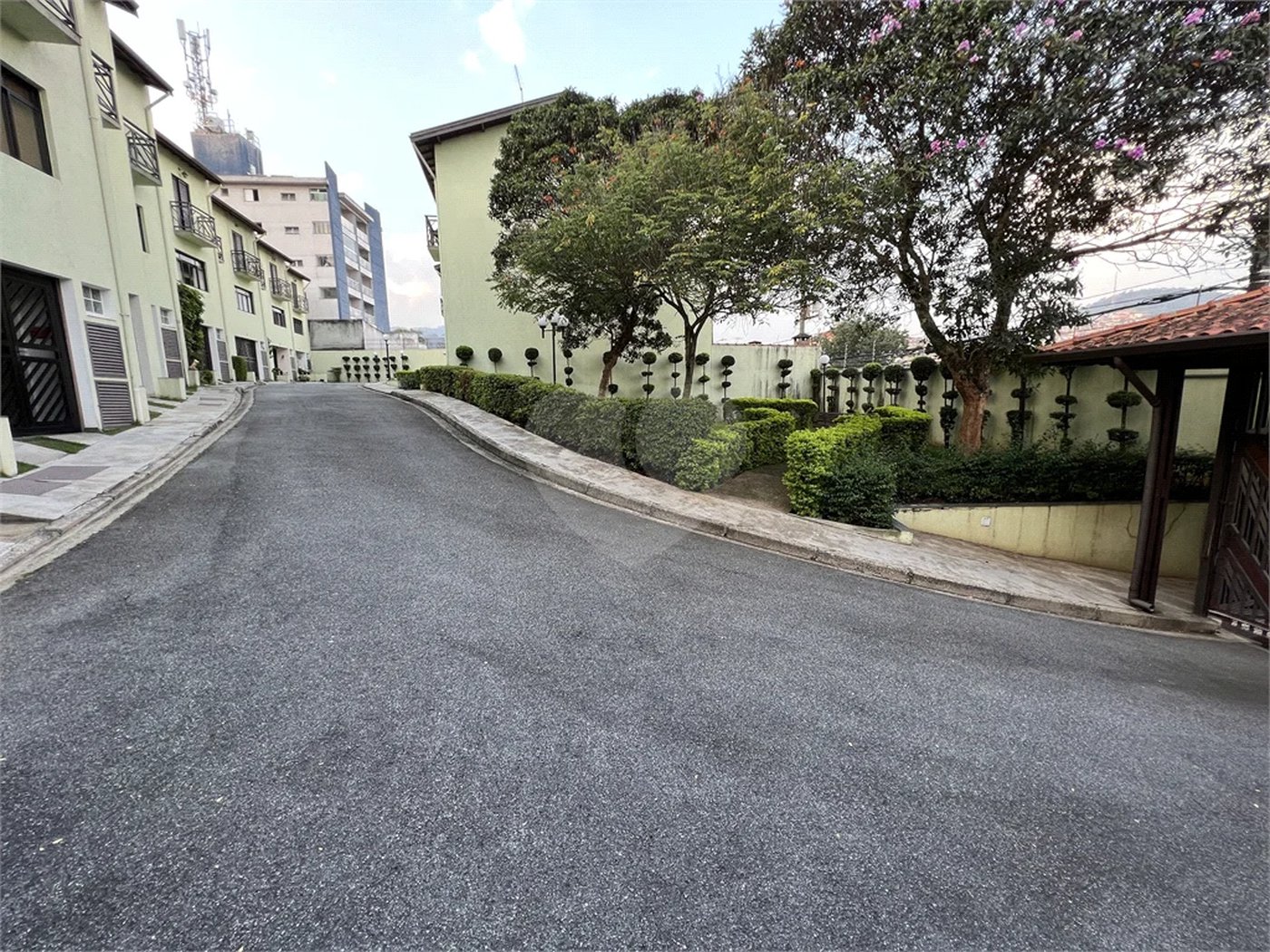 Casa com 2 dormitórios em condomínio fechado à Venda no Tremembé - Lindo1