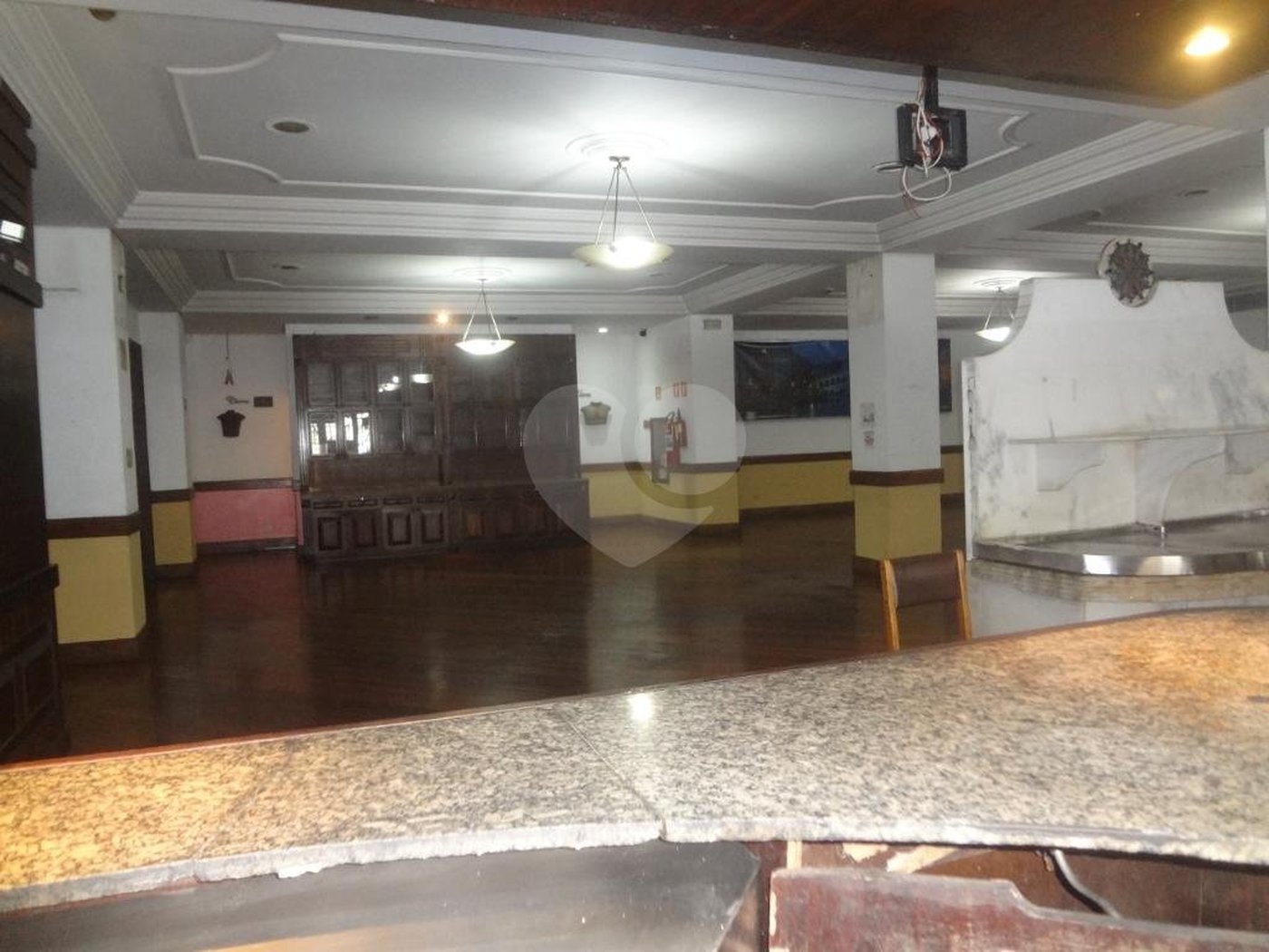 Rua Treze de Maio, prédio para restaurante ou casa noturna, à venda