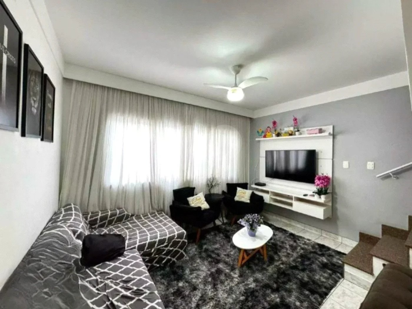 Casa com 124m² , 3 dormitórios , 4 vagas de garagem , à venda , na Vila Sacadura Cabral em Santo André.