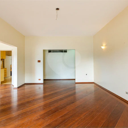 Apartamento amplo - perto do metrô Higienópolis-Mackenzie