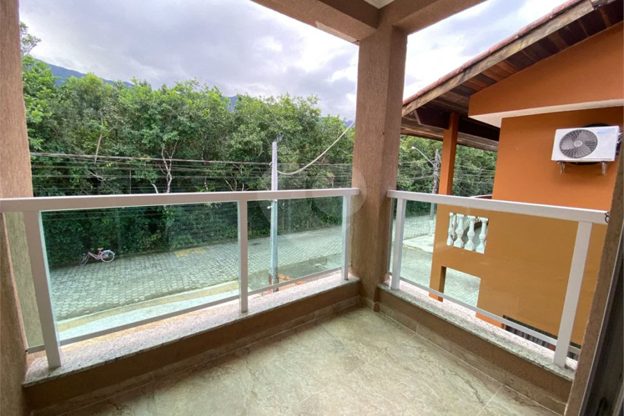 Casa à venda com 4 quartos, sendo 2 suítes,  em Morada da Praia, Bertioga, SP
