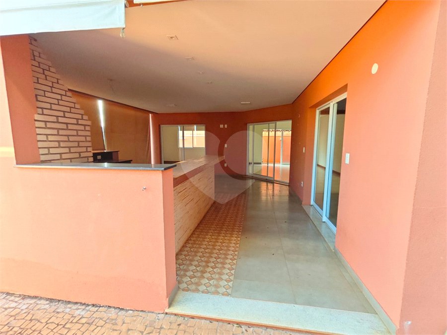 Exclusividade e Sofisticação no Swiss Park: O Sobrado Perfeito em São Carlos, com, 3 suites,2 salas, área Gourmet, persianas blackout automatizadas.