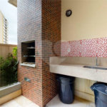 Apartamento à venda Bela Vista, 38m², andar alto, 1 dormitório, 1 vaga, lazer, porteira fechada