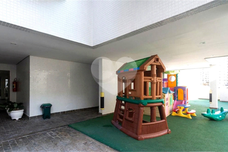 Excelente Apto à venda na Chácara Inglesa c/139m2 - 3 Quartos/1 Suite/2 Vagas de Garagem