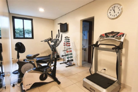 Apartamento à venda no Planalto Paulista de 147m² com 3 suítes e 3 vagas.