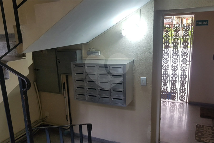 Apto 69 mt - 02 dormitorios - Sala - Cozinha 02 wcs -