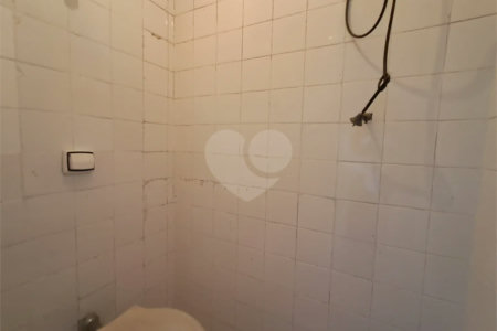 Imóvel de 141m² 3 quartos, 1 sendo suíte, retrofit no condomíno 1 vaga Paraíso