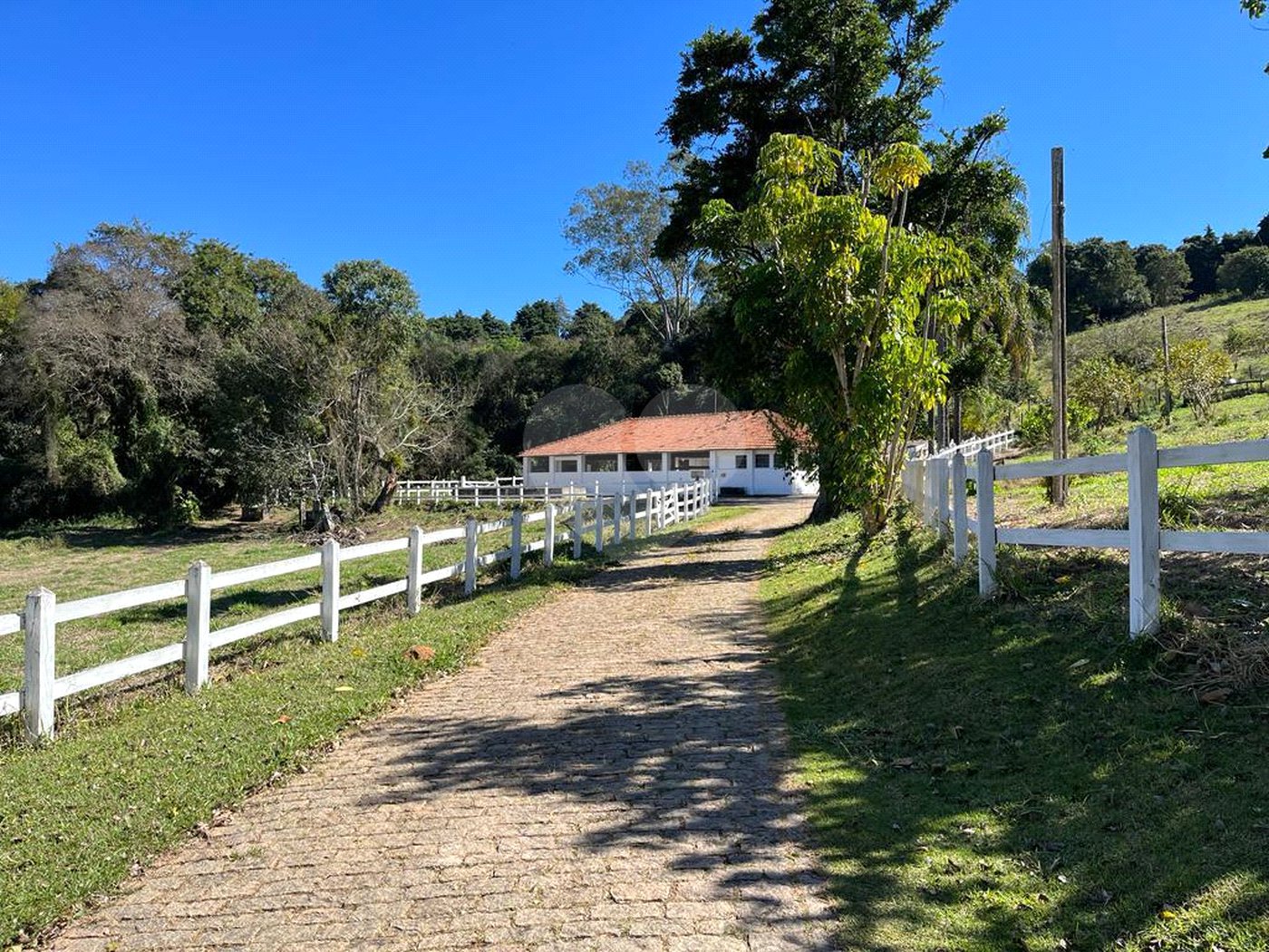 Lindo sítio a venda em Itatiba REF 968157