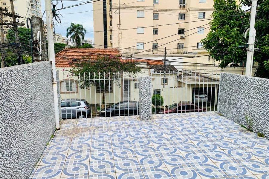 Sobrado de 150m2 com 4 dormitórios e 1 vaga à venda na Chácara Inglesa